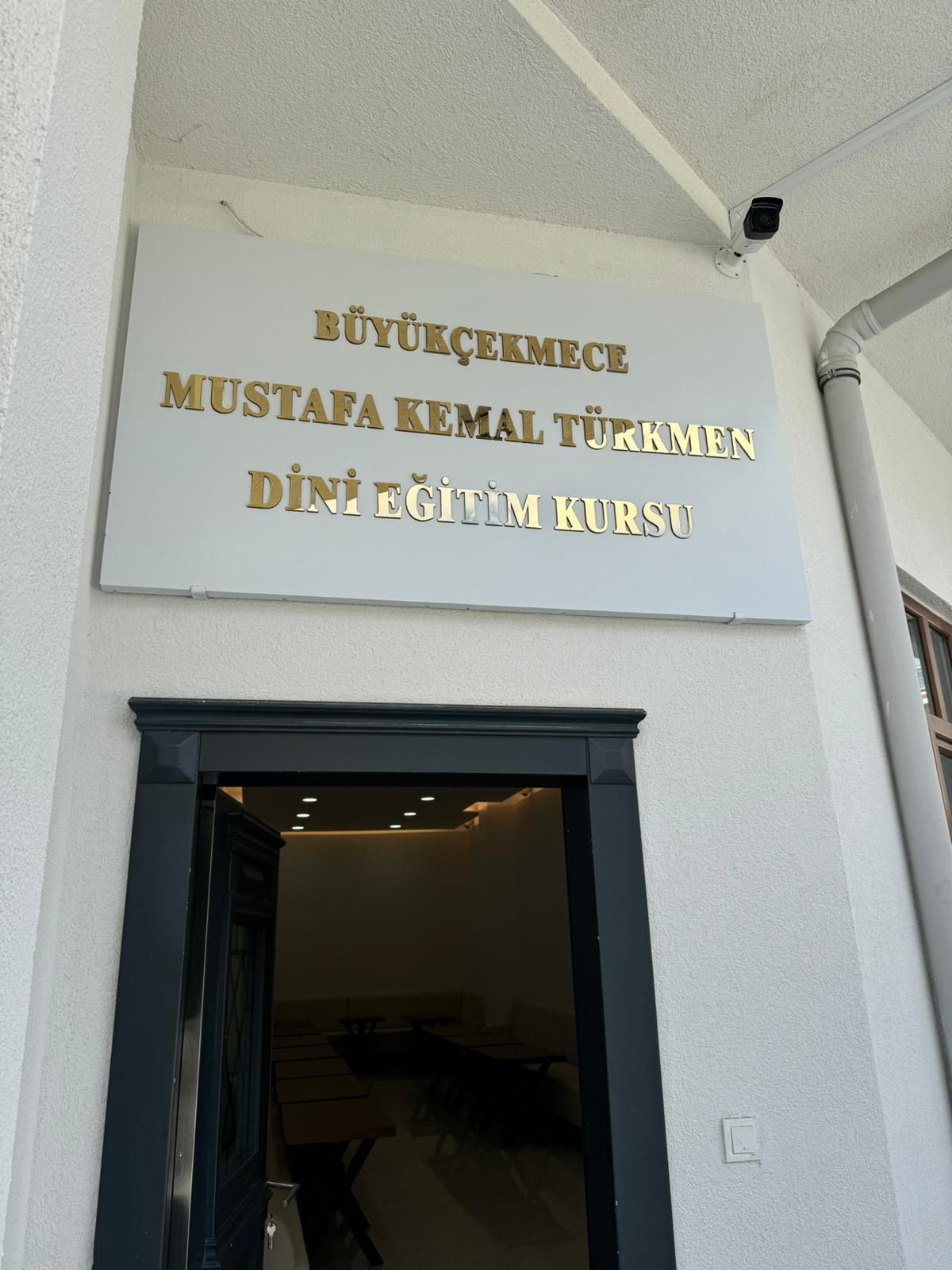 MKT Kur’an Kursu dış cephesi